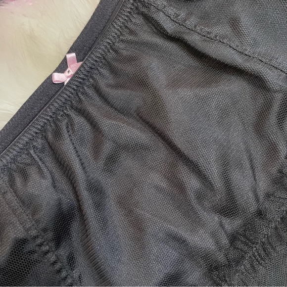 34B VS Victoria’s Secret Sexy little things Pink heart Bra & ruffle garter skirt - Picture 12 of 14